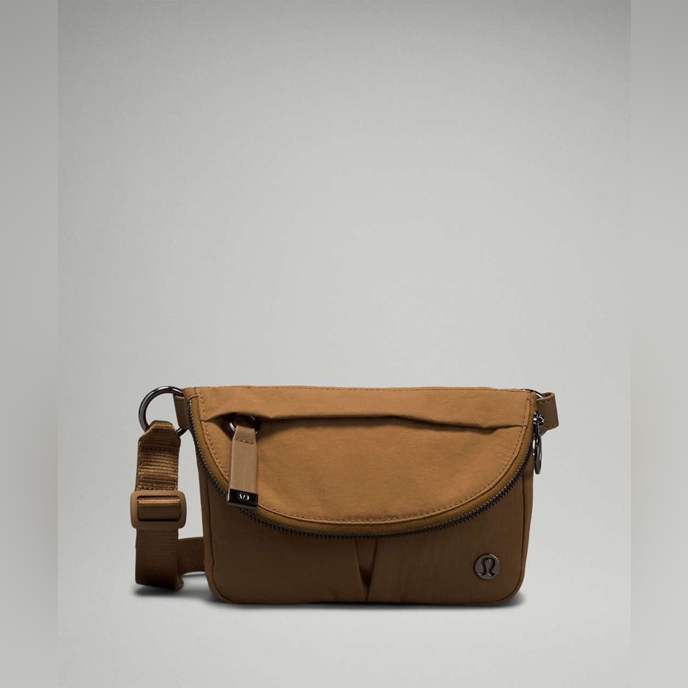 Lululemon All Night Festival Bag *Micro Burnt Caramel - Picture 7 of 9